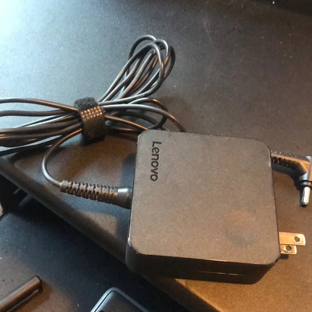 LENOVO CHARGER PERFECT JUST HAVE TWO